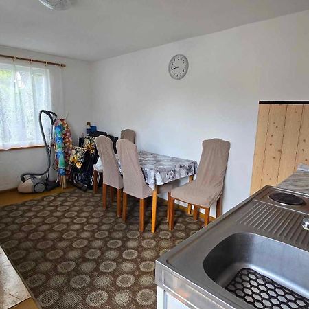 Akacja Pokoje Z Lazienkami Apartment Устка Екстериор снимка